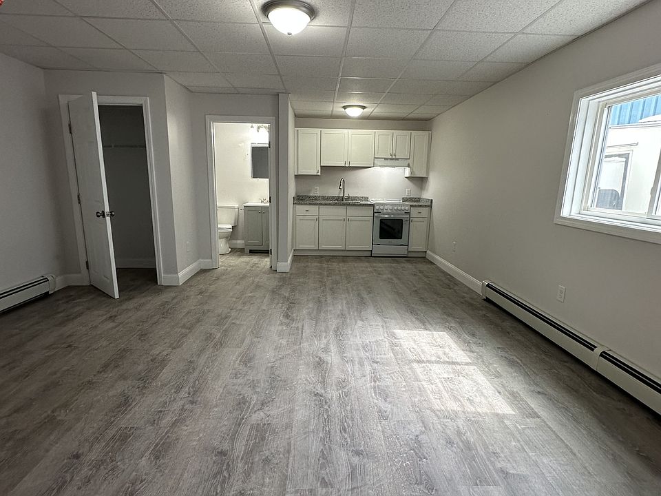 1st image of 1870 Purchase St #2