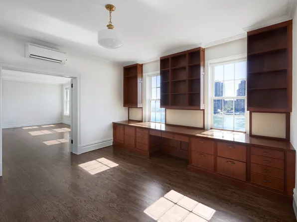 541 East 72nd Street image 9 of 19