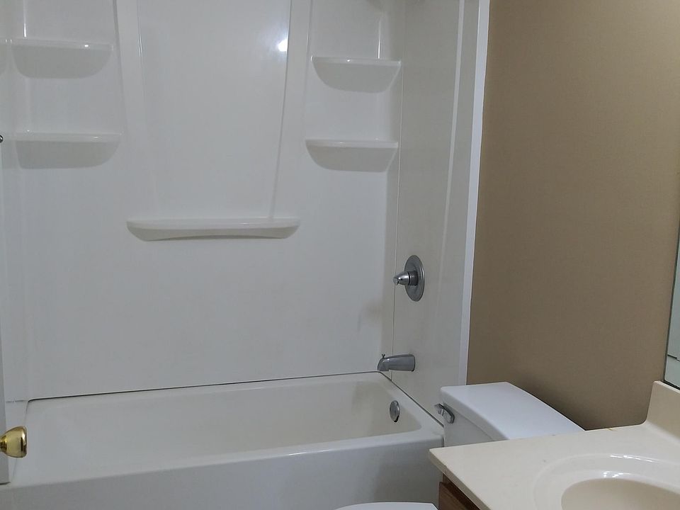 1st image of 177 S Killarney Ln APT 1