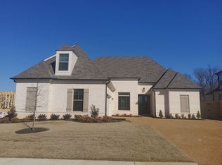 260 Valleyview Ln, Oakland, TN 38060