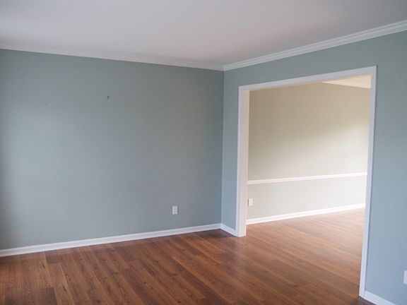 5th image of 45021 Seabrook Dr