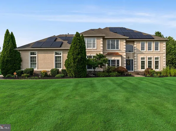 108 Preakness Dr, Mullica Hill, NJ 08062