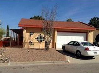 312 Golf View Ln E, El Paso, TX 79928