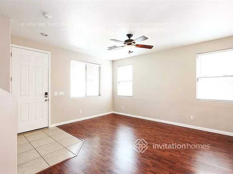3915 S Napa Ln — Photo 2