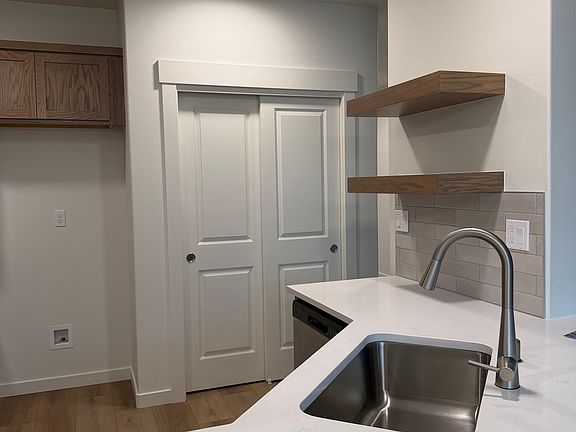 2nd image of 3831 Stonecap St