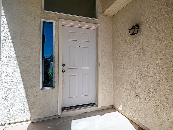 2nd image of 1606 S NAVAJO Lane