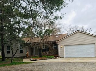 270 Sherman Ct, Ortonville, MI 48462