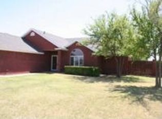 7003 Sante Fe Dr, Lubbock, TX 79407