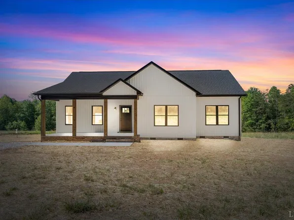 2282 Lime Plant Rd, Appomattox, VA 24522