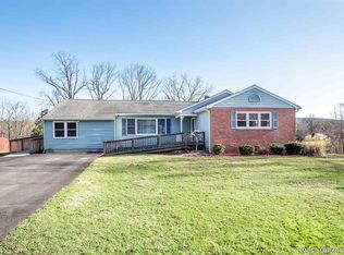 17 Sheldon Dr, Kerhonkson, NY 12446