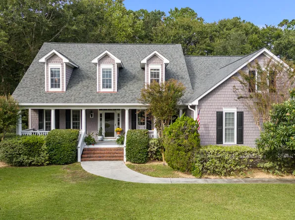 6919 Finian Drive, Wilmington, NC 28409