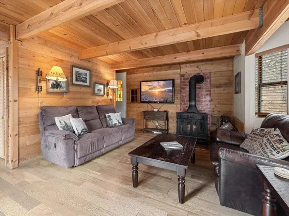 605 Kean Way, Big Bear City, CA 92314