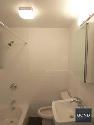 Rented by Bond New York | media 24