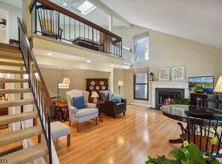 117 Tulip Ln, Basking Ridge, NJ 07920