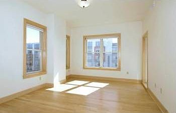 5th image of 360 W Washington Ave Unit 1207