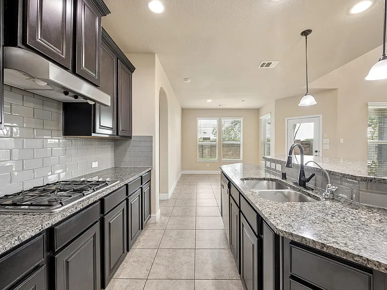 27903 Hunters Rock Ln — Photo 12