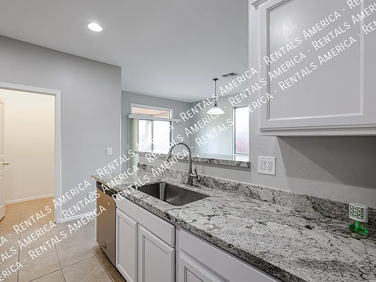 7012 W Alta Vista Rd — Photo 8