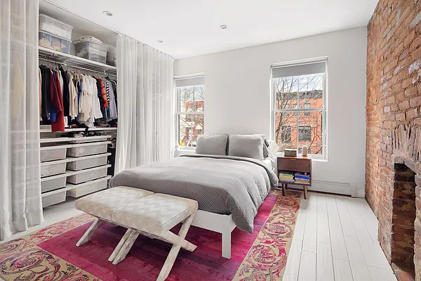 Sold by Compass | media 3