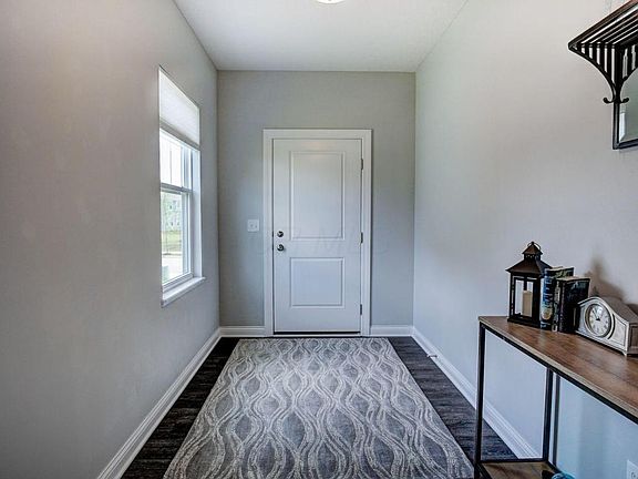 5th image of 7088 Beachwood Way