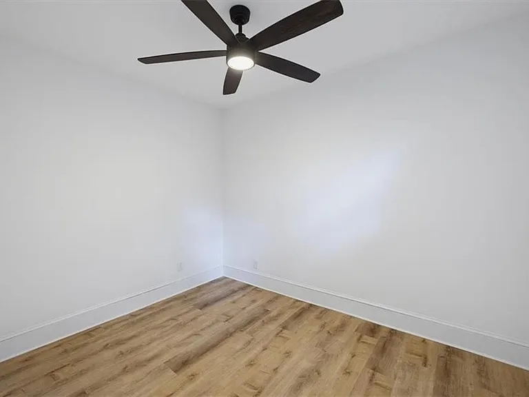 498 Connally St SE — Photo 19