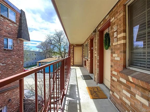 4th image of 36 N Emerson St APT 303