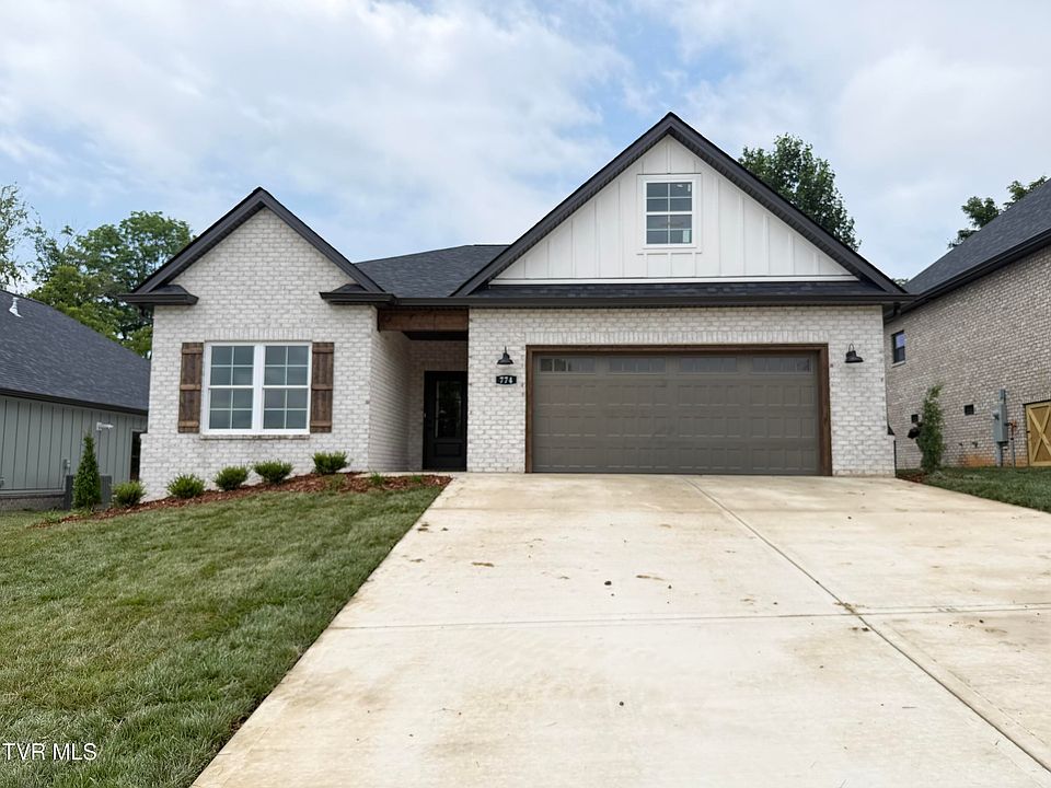 1st image of 774 Hunts Terrace Dr
