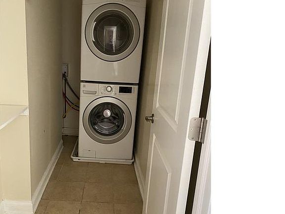 5th image of 5527 S Marshfield Ave #2