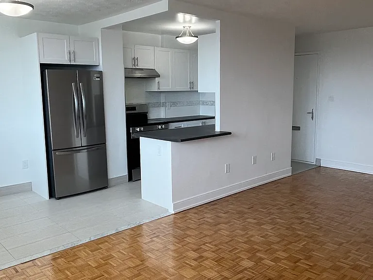 60 Mountview Ave — Photo 31
