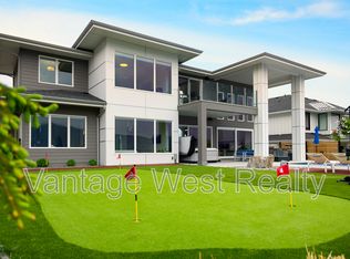 78 Red Sky Ct, Kelowna, BC V1V3G4