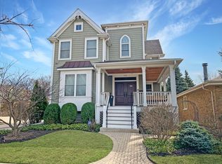 115 S Chester Ave, Park Ridge, IL 60068