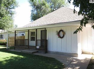 609 W 13th Ave, Hutchinson, KS 67501