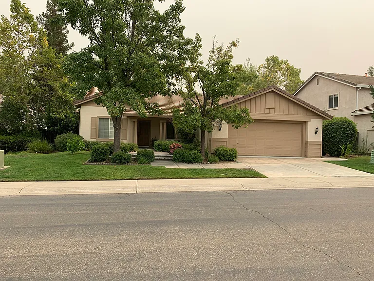 686 Agostini Cir — Photo 14