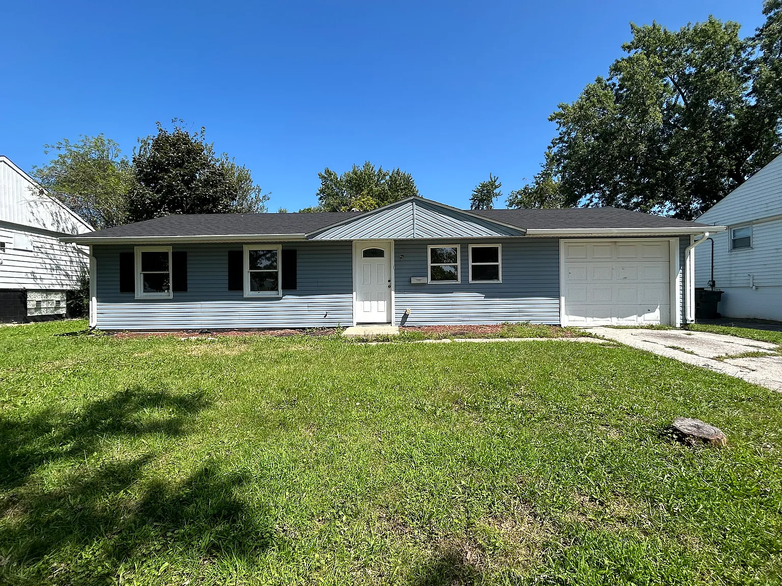 4 bed, 1100 sqft, $3,250 — Photo 1