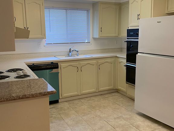 2nd image of 589 Curie Dr