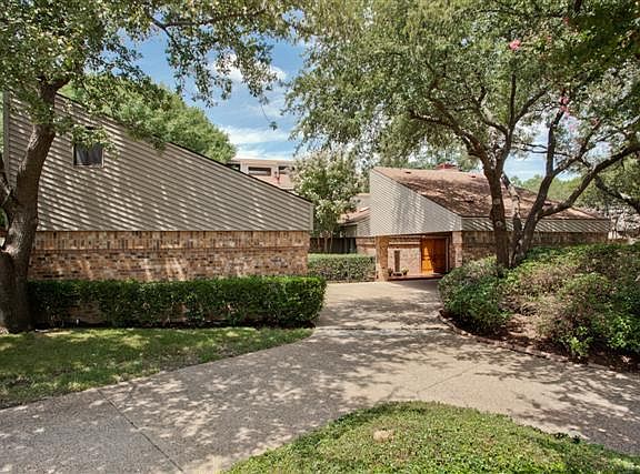 2nd image of 12008 Woodlake Cir