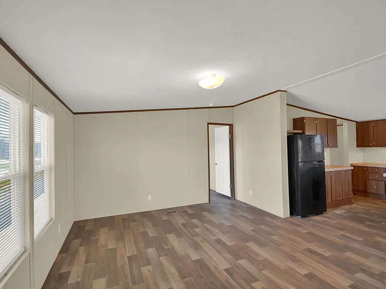 114 Las Estancias Dr — Photo 4