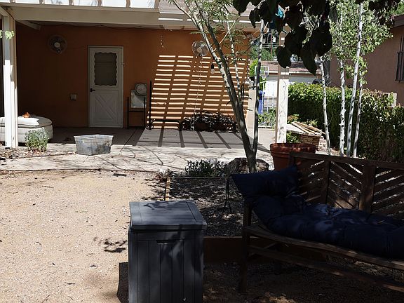 5th image of 1017 Mesilla St NE