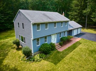 11 Heritage Ln, Falmouth, ME 04105