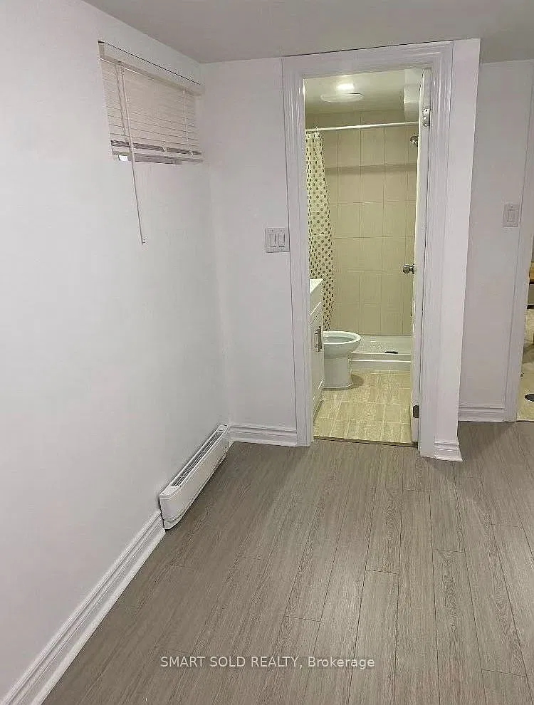 1 bed, $1,100 — Photo 3