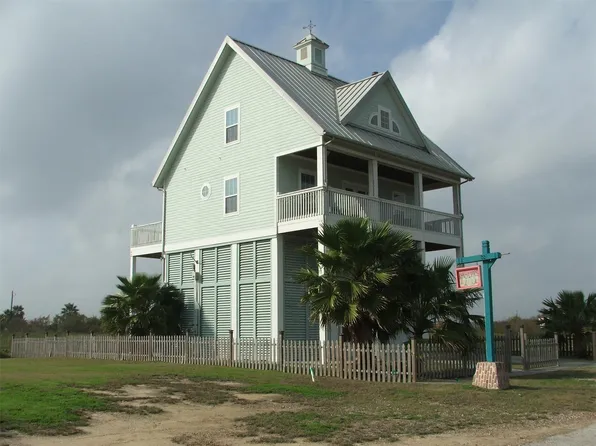 1019 Brighton Jones Blvd, Port Bolivar, TX 77617