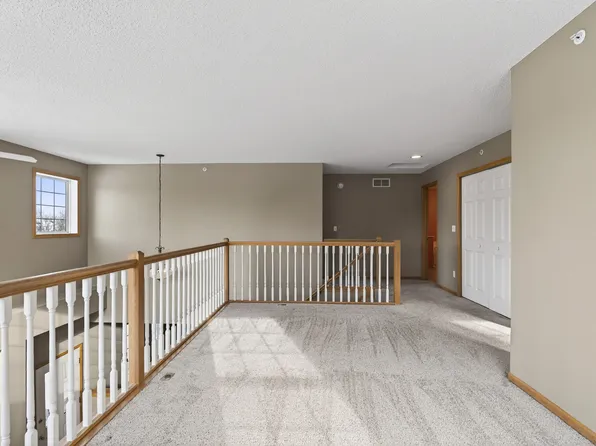 13925 52nd Ave N APT 1108, Plymouth, MN 55446
