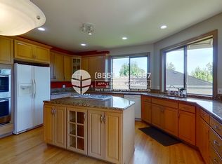 5370 Eiger Pl NW, Issaquah, WA 98027