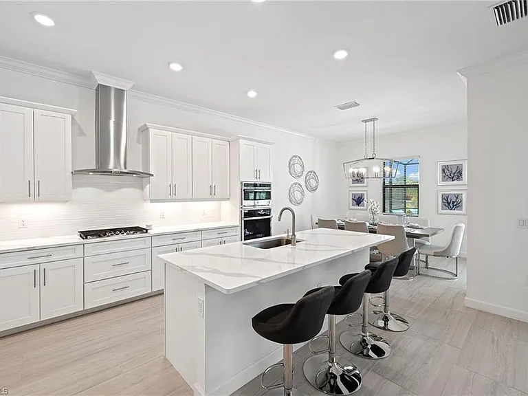 3130 Heather Glen Ct — Photo 12