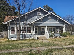504 W Broadway St, Marietta, OK 73448