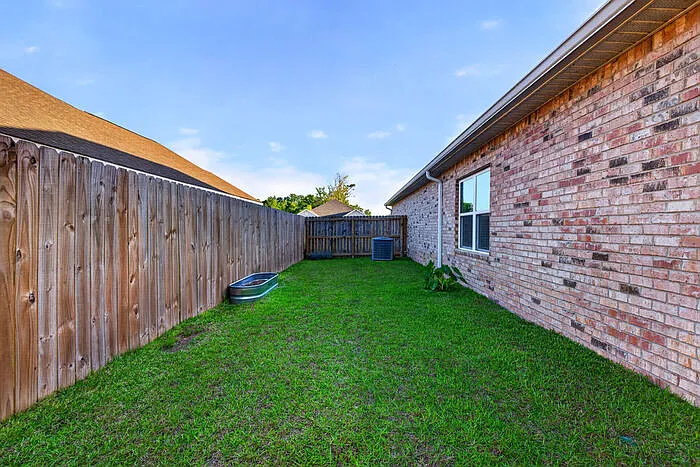 8009 Crawford Dr — Photo 33