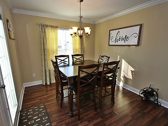 2nd image of 401 Rockland Dr