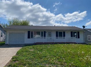 1432 Viking Ln, Marshall, MO 65340