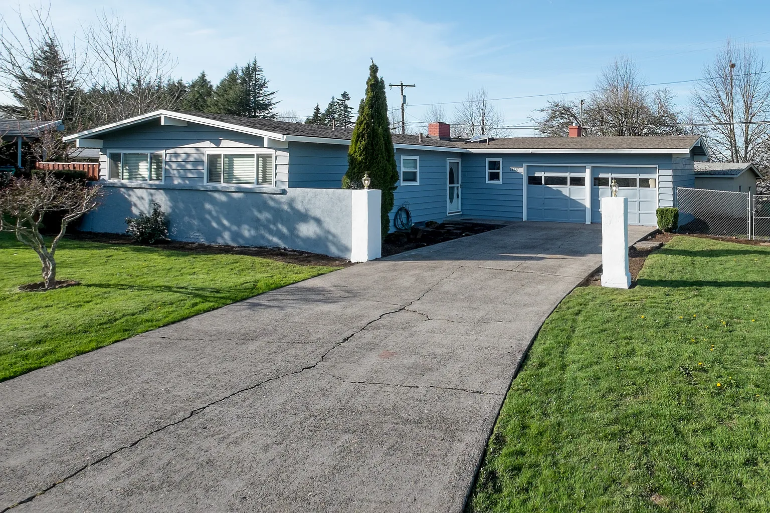 13527 NE Brazee Ct photo 1