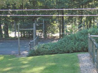 78 Robeth Ln, Wethersfield, CT 06109