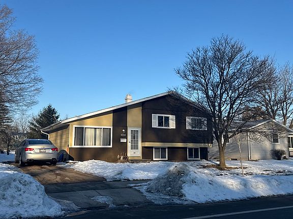 3rd image of 1337 S Telulah Ave